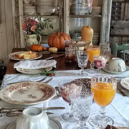 Cucuti Bed & Breakfast